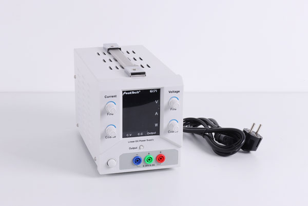 Alimentation DC 0–30 V / 0–5 A