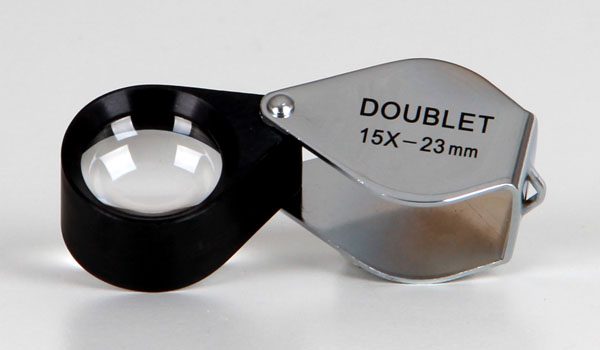 Loupe de poche pliante, x7