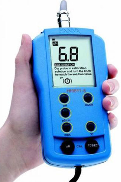 Instrument de mesure combiné pour pH, conductivité, TDS, température