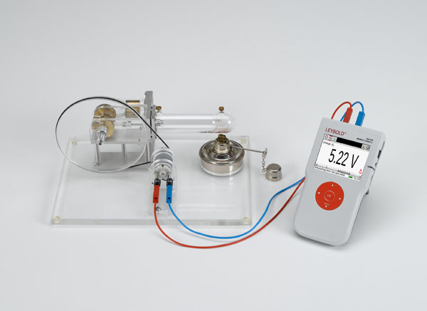 Le moteur à air chaud P utilisé comme moteur thermique, comme pompe à chaleur et comme machine frigorifique