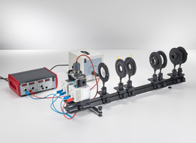 Observation de l'effet Zeeman normal dans une configuration transversale et longitudinale - Spectroscopie avec un étalon de Fabry-Pérot