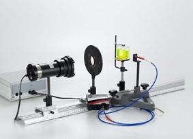 Relevé d'un spectre de fluorescence avec un spectromètre 