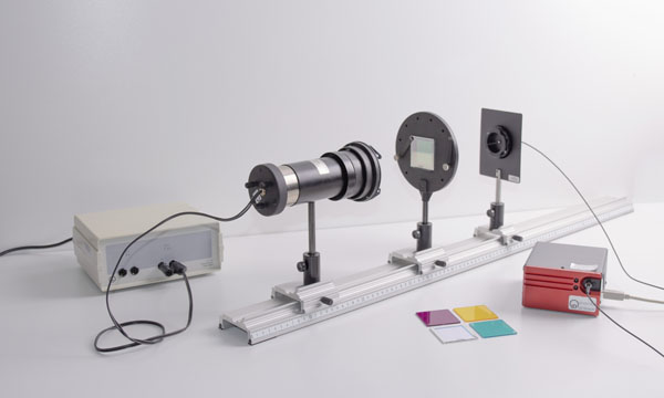 Spectres d'absorption de verres teintés - Tracé et exploitation avec un spectrophotomètre