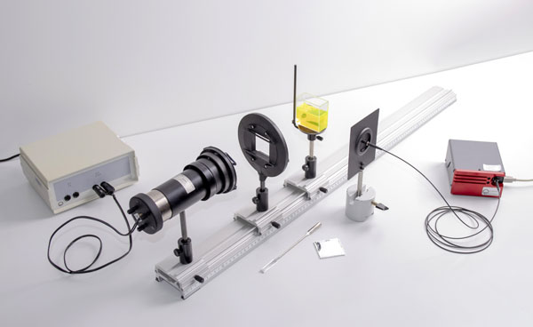 Spectres d'absorption et de fluorescence de liquides teintés - Tracé et exploitation avec un spectrophotomètre