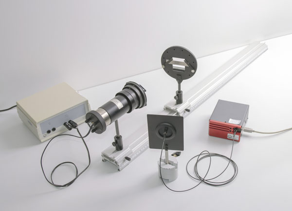 Spectres de réflexion sur différents matériaux - Tracé et exploitation avec un spectrophotomètre